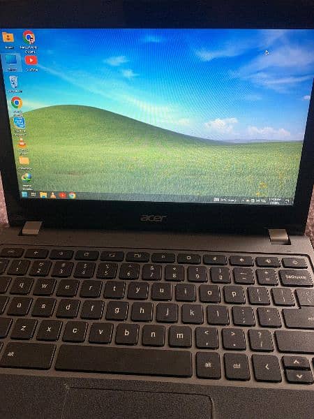 Acer C740 - Windows 10 - 4 GP /128
ssd 0