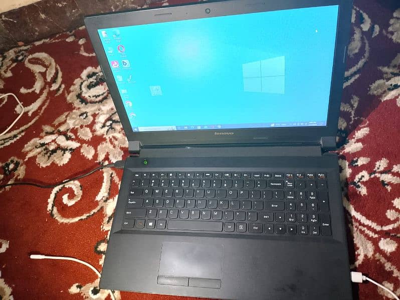 Lenovo laptop (G50 - 45)
SSD = 120GB
/Harddisk = 320GB/
Ram = 12GB 2