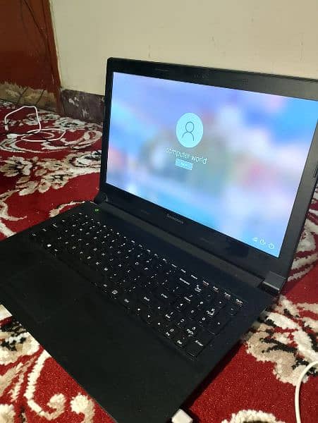 Lenovo laptop (G50 - 45)
SSD = 120GB
/Harddisk = 320GB/
Ram = 12GB 5