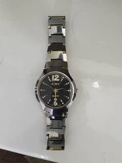 Ceramic watch in new condition