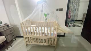 baby cot