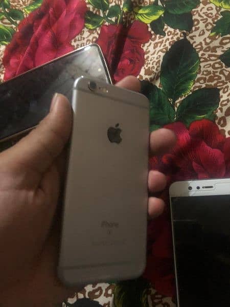 iphone6s pta approved 128gb urgent sale 9/10condition 2