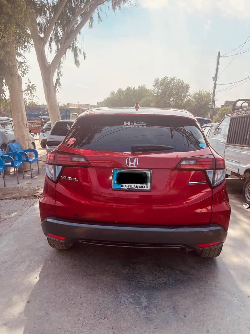 Honda Vezel 2016 1