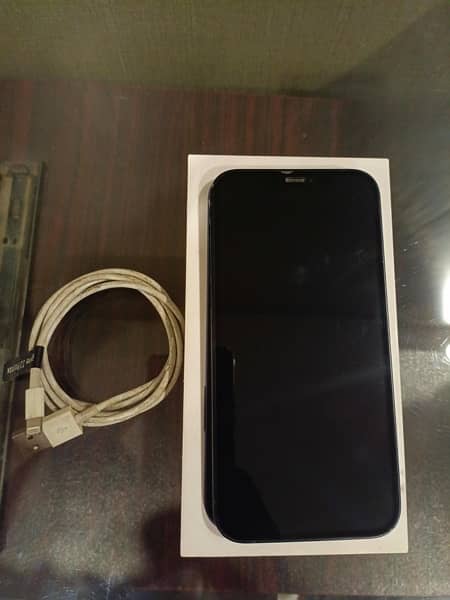 IPhone 12 64 GB | Factory Unlocked | 84% Battery Health 4