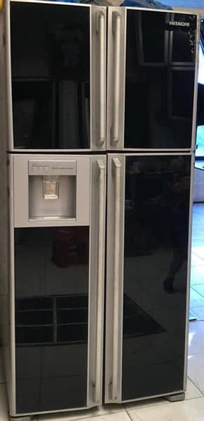 Hitachi double door black fridge 8