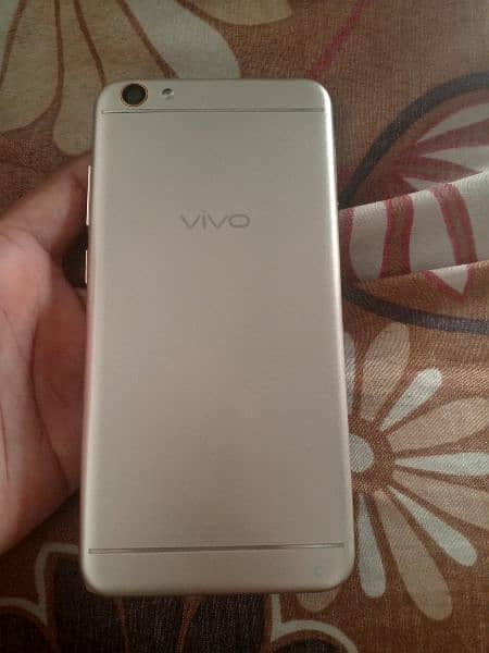 vivo 4/64 with box 1