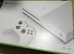 Xbox One S 1TB box packed with all accessories