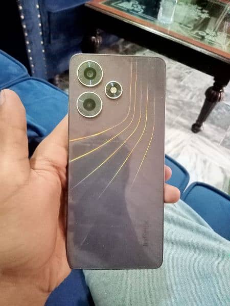 Infinix HoT 30 5