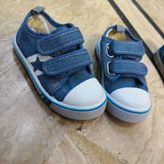 kids sneakers for 2.5 to 4 year old kids