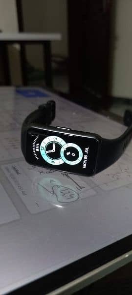 Huawei Band 6 with box 1