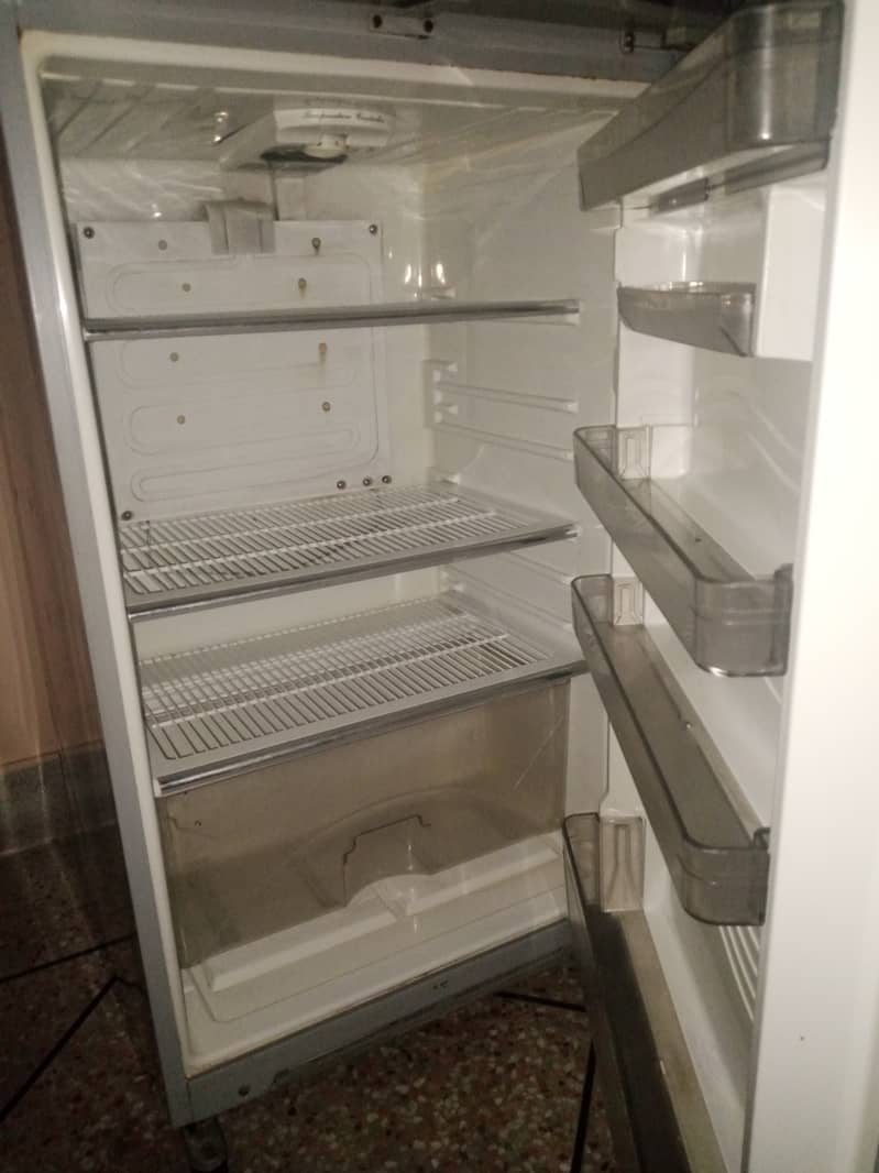 Dawlance Fridge (Old is Gold) 1