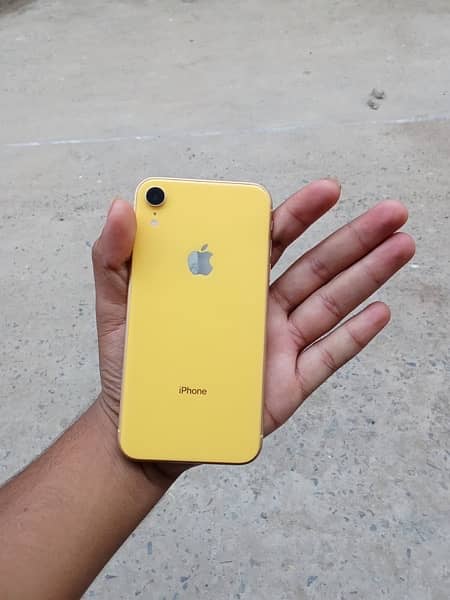 iPhone XR jv non pta 64 gb battery 78 health 8