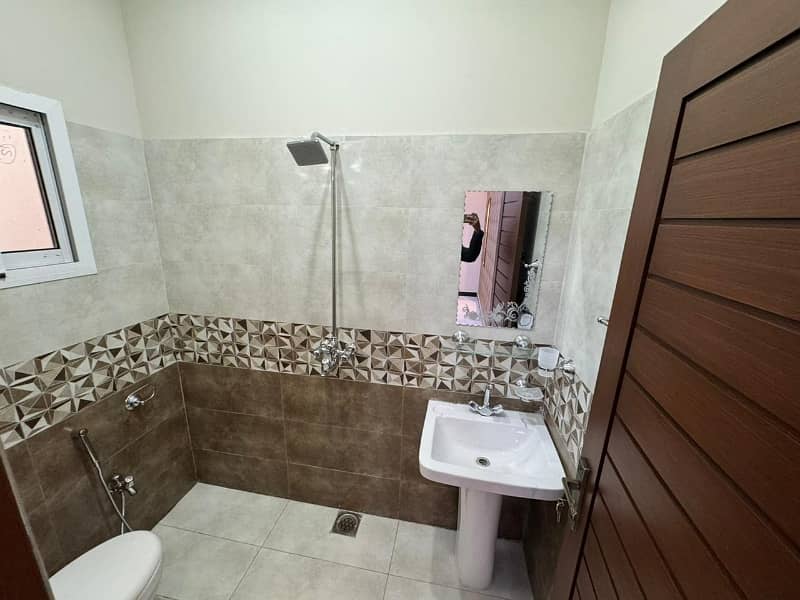 iqbal town extension two 4.5 marla house for sale 7