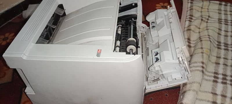 HP 2035 laserjet urgent sell 03417651080 1