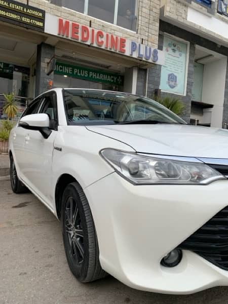 Toyota Corolla Axio 2015 6