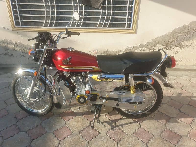 honda cg 125 special edition gold 1