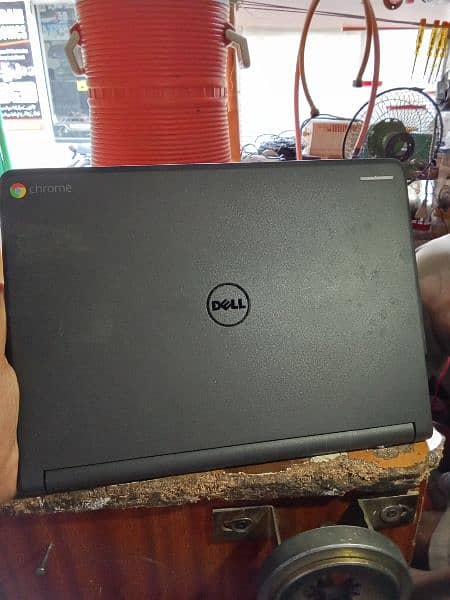 dell laptop for sale 4/64 6