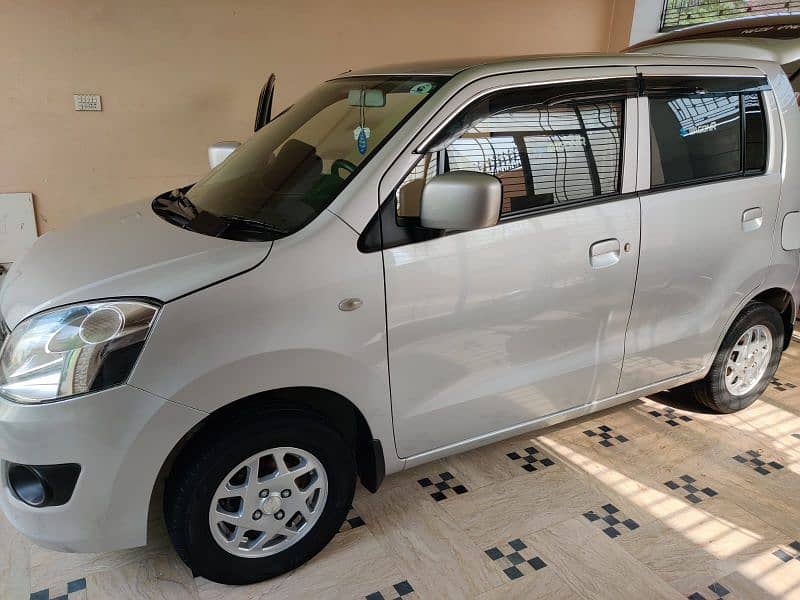 Suzuki Wagon R 2022 ags 9