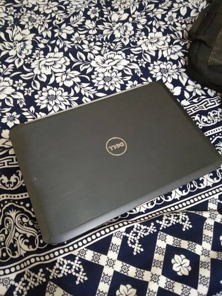 laptop for sale 10 by 10 condition 1