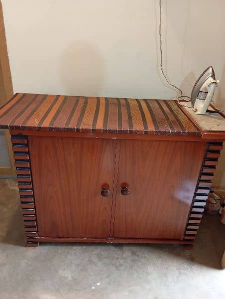 Good Condition BEDROOM SET 2