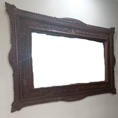 Elegant Wall Mirror - Perfect for Every Home
