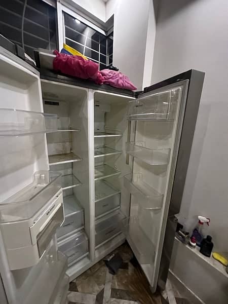 lg fridge and freezer 2