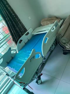 fully electric patient bed