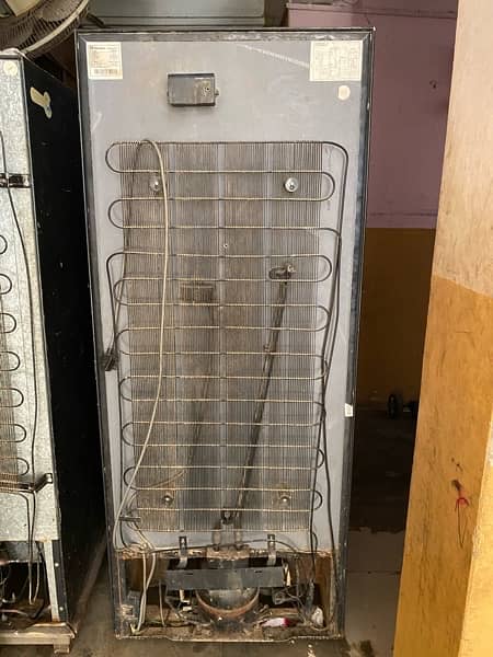 Dawlance Refrigrators & Freezer Normal Size urgent sale 2