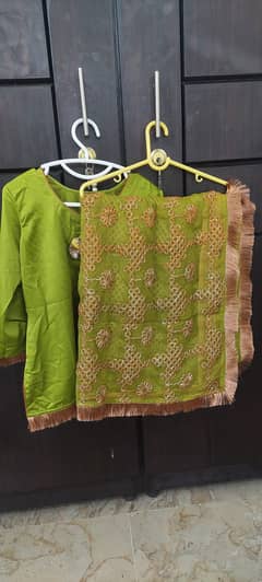 Traditional green mehndi outfit