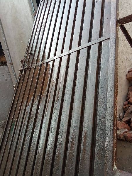 Room iron door for sale in Multan | Almost New 3