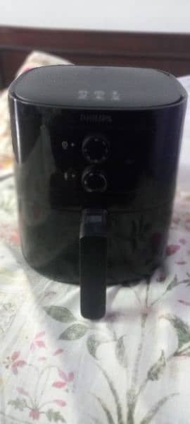 Philips Air Fryer HD9200 0