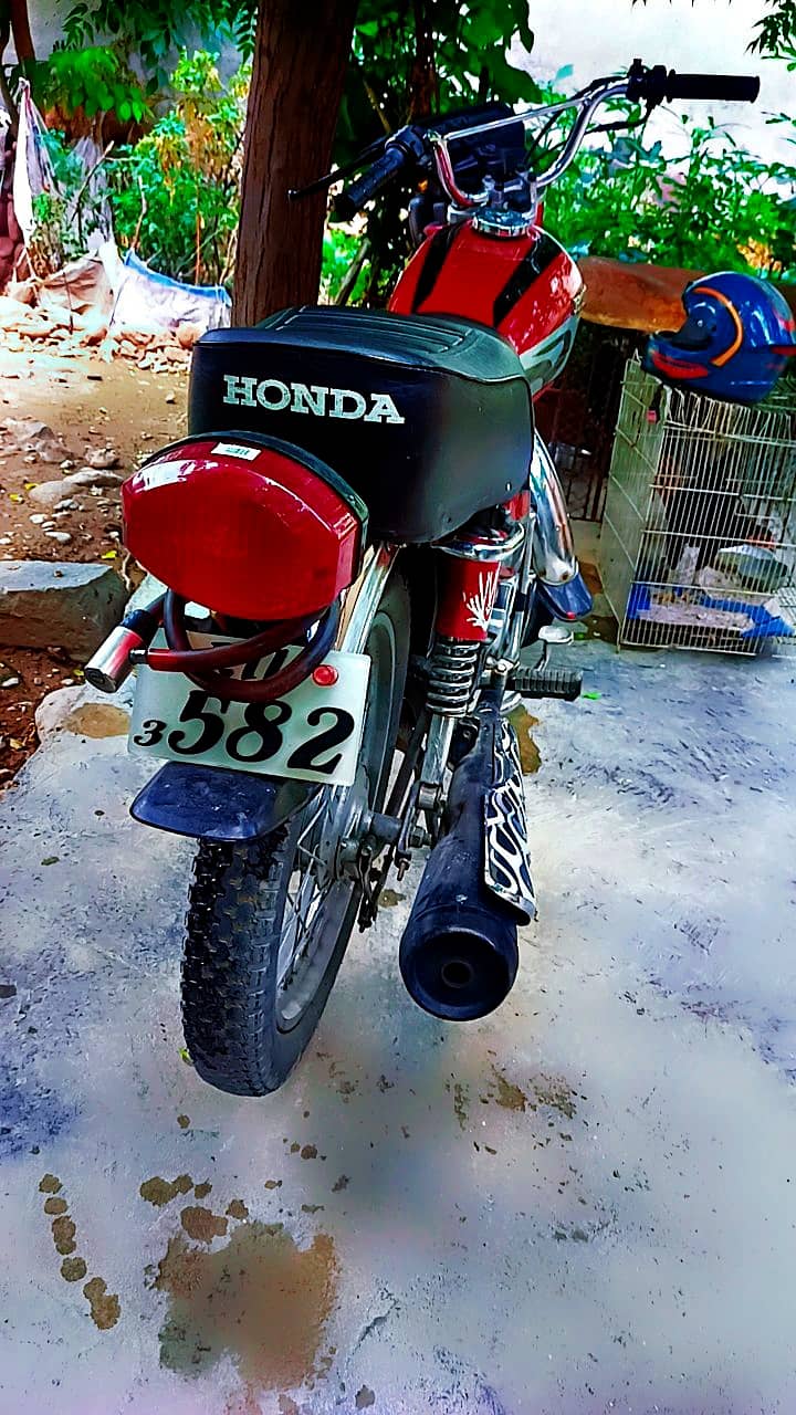 125 Honda 4