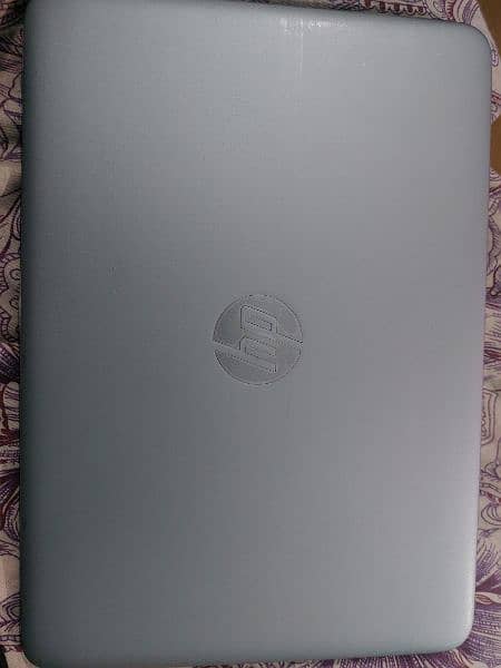 Hp ELITEBOOK 820 G4 Like new 6