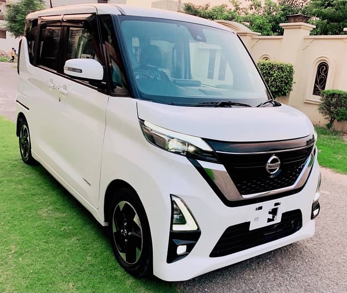 Nissan Dayz Highway Star PRO Pilot S-Hybrid Fresh Import 2024 0