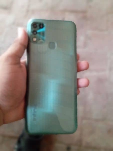 Infinix hot 11 play 10/9 condition 0