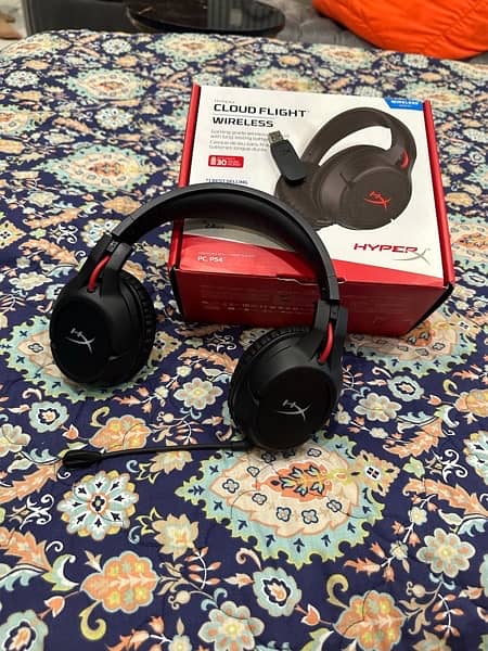 HYPERX CLOUD FLIGHT WIRELESS HEAD PHONES 0