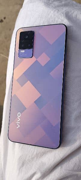 vivo v21e with full box 2