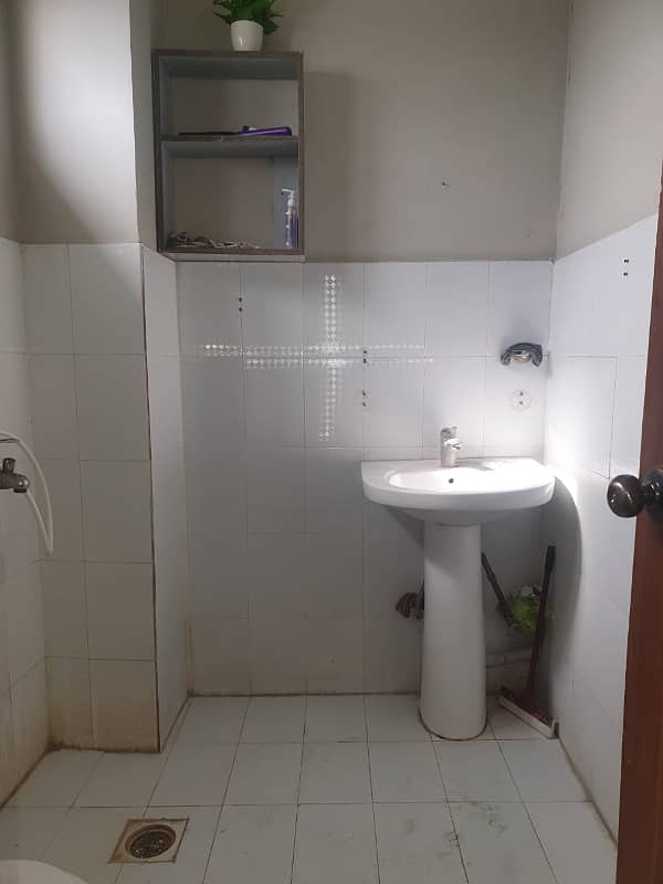 Fully Furnished Studio Flat For Sale In Block H-3 Johar Town Lahore 7