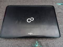 Fujitsu Laptop Core i3 4, 300  battery backup one Hour no falt.