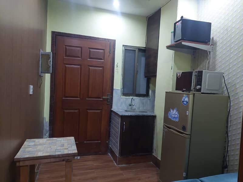 1 Bedroom Furnished Flat For Sale in Block H-3 Johar Town Phase 2 Lahore. 8