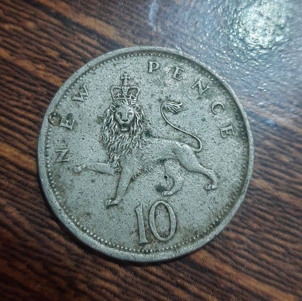 Antique coin/ British coin/ 1975 Queen Elizabeth coin/ coin for sale 1