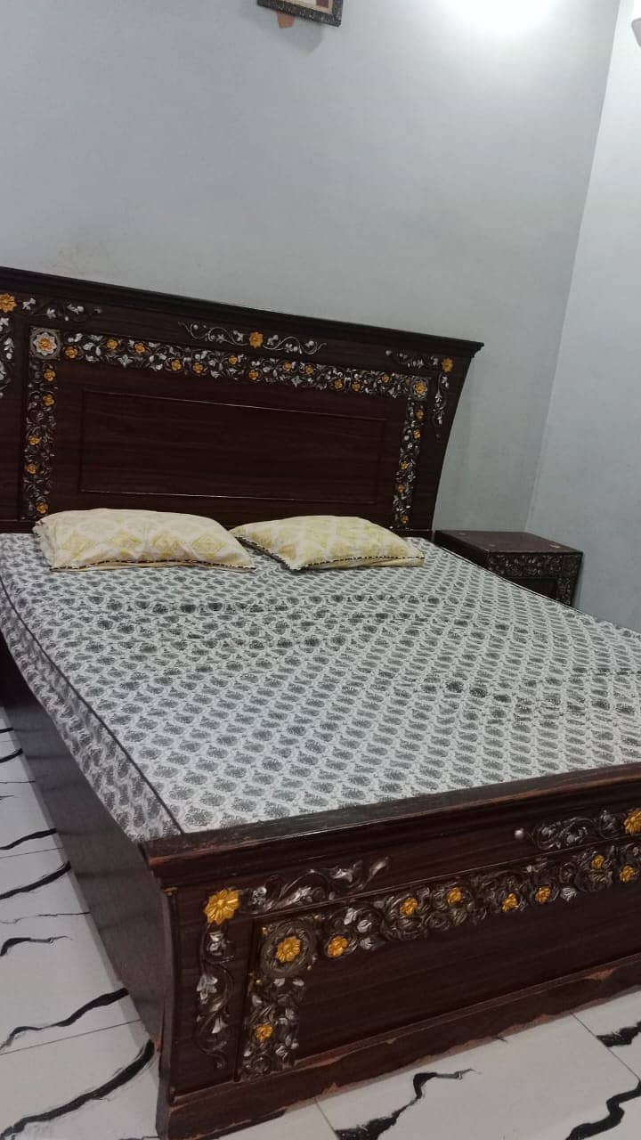 High quality wooden bed 1