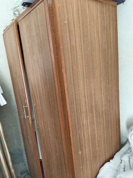 wardrobe/ cupboard 4 feet width × 6 feet height × 2 feet depth 3