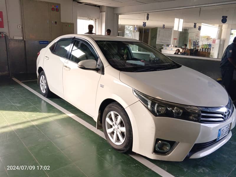 Toyota Corolla GLI Automatic 2015 5