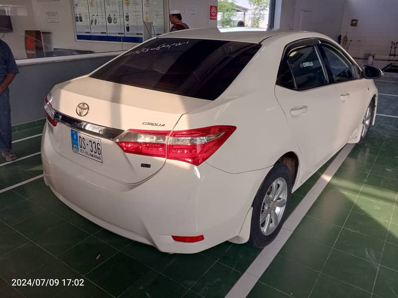 Toyota Corolla GLI Automatic 2015 6
