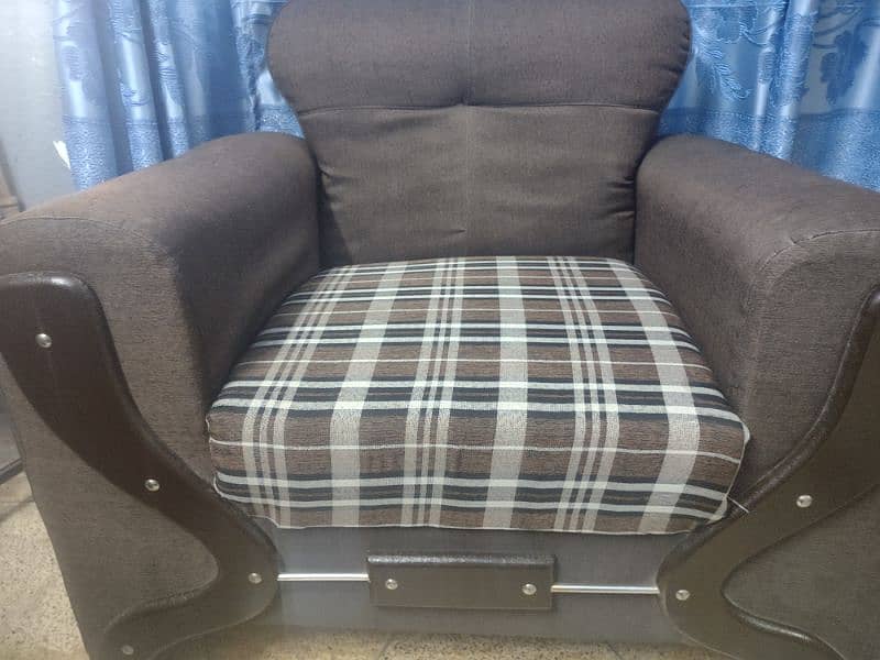 Full Size Sofa Set Brand New Excellent Condition No Single Scratch 2