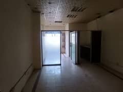 425 Square Feet Office Very Low Rent Real Pictures Main Boulevard Gulberg Lahore For Rent 0