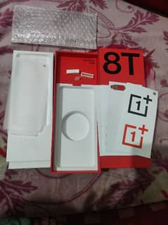 One plus 8T 12gb/12gb extendable 256 gb momery