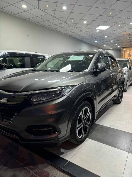 Honda Vezel Z 4