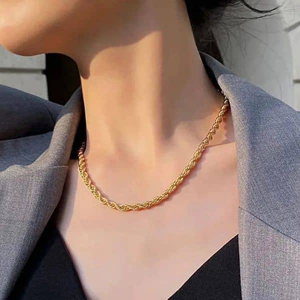 Gold platted necklace with free home delivery 1